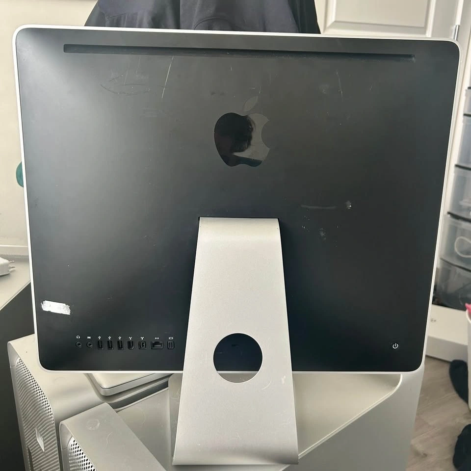 2007 iMac 21.5” (C2D/3GB/500GB) - photo 3