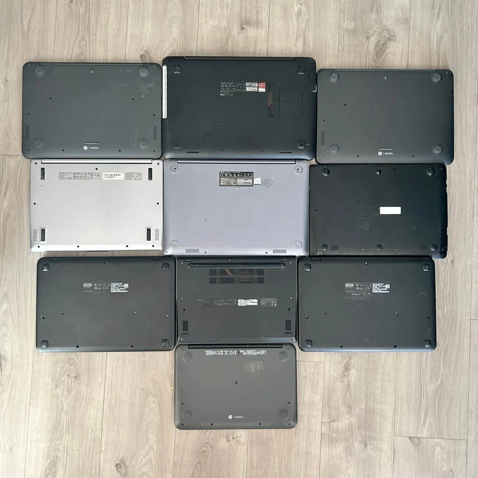 10x Laptop Lot (Untested/For Parts/Repair) - photo 4