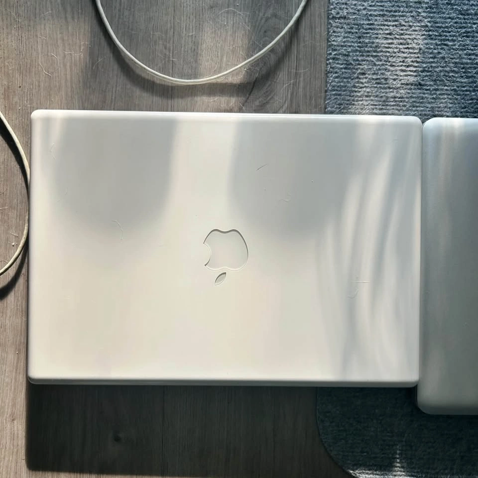 2x MacBook Lot (As-Is/For Parts/Repair) - photo 4