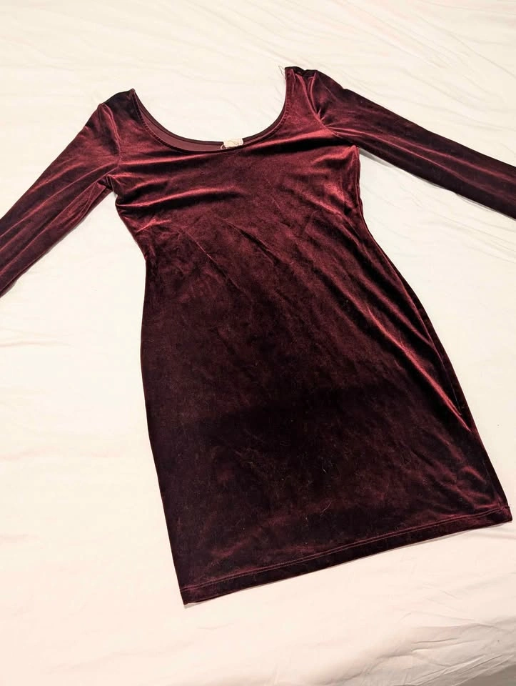 Garage red velvet bodycon dress - photo 2