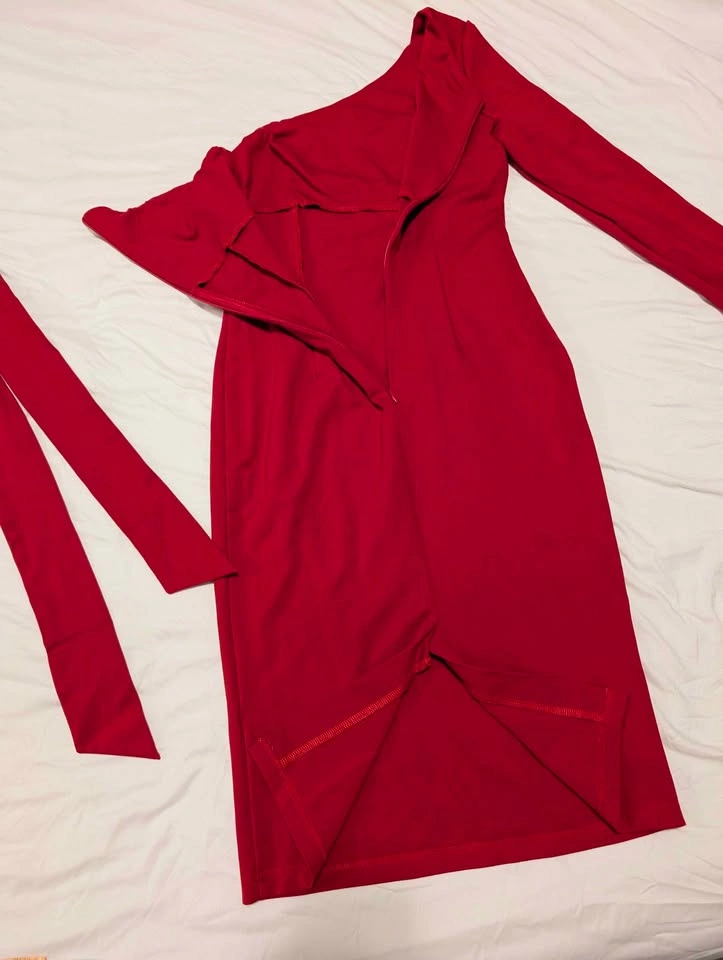 Red one-shoulder dress with tie belt - photo 2