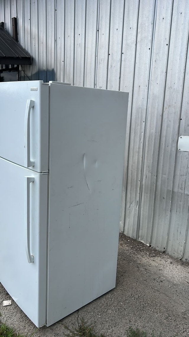 Insignia Refrigerator NS-RTM18WH8Q - photo 2