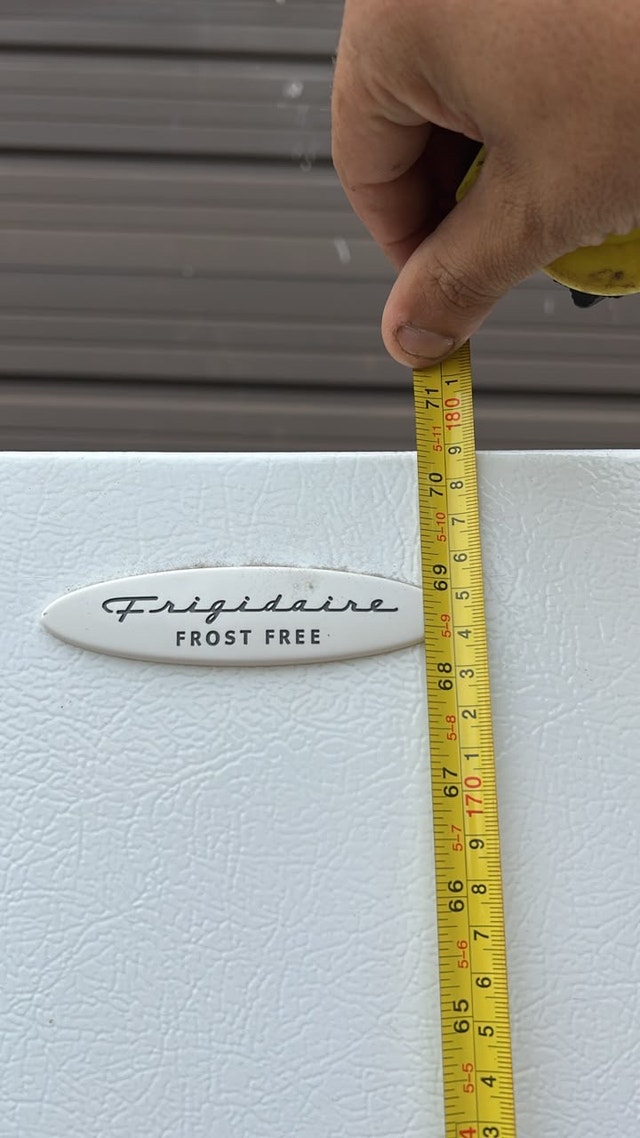 Frigidaire Freezer in good condition - photo 4