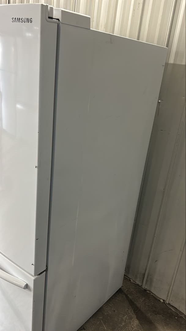 Samsung French Door Refrigerator RF220NCTAWW - photo 3