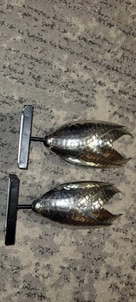 2 Metal Candle Holders - photo 2