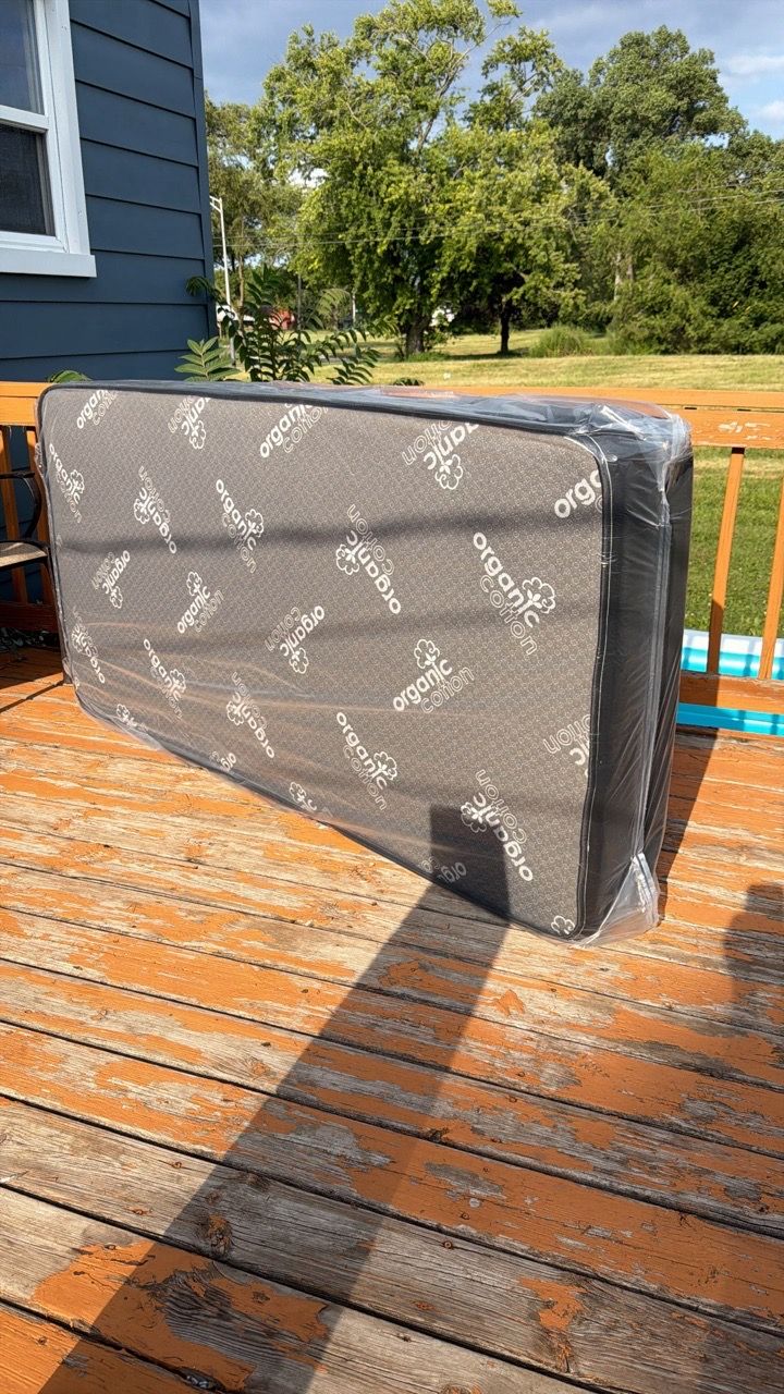 Brand New Twin Mattress - photo 2