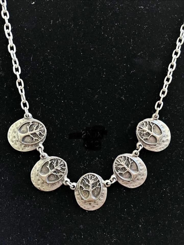 Necklace-Pewter, Silverplated