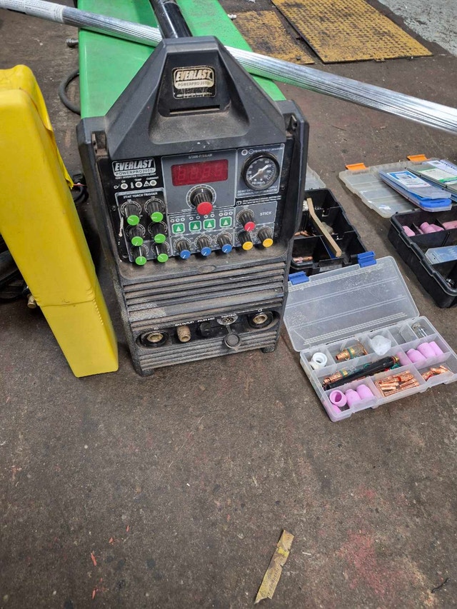 Everlast 205Si 200Amp Multi-Process Arc TIG and Plasma - photo 2