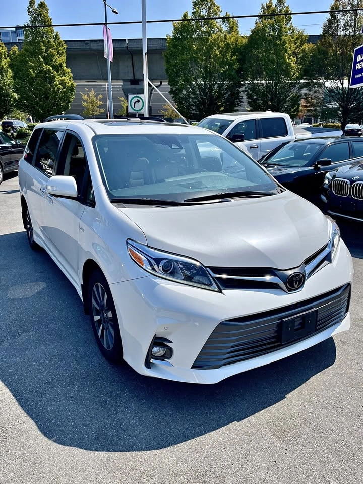 2018 Toyota Sienna Limited AWD