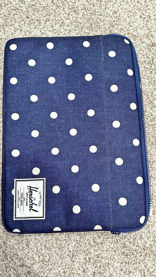 Cute polka dot laptop case