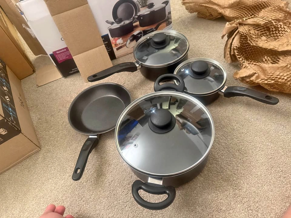 6-Piece Nonstick Cookware Set with Glass Lids