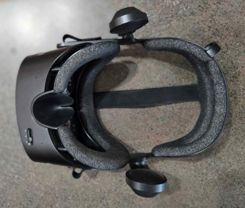 HP Reverb G2 PC Virtual Reality Headset. Like New! - photo 4