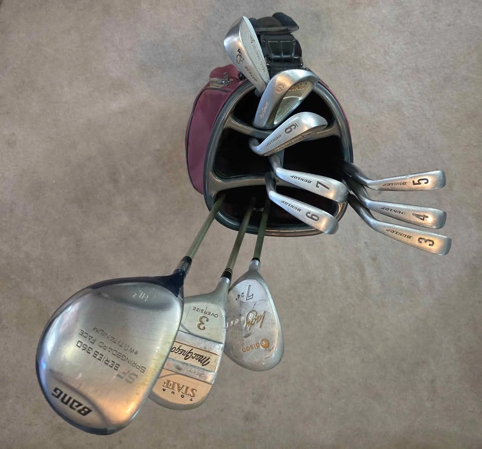 Set of mixed Left handed Golf Clubs and Wilson golf bag