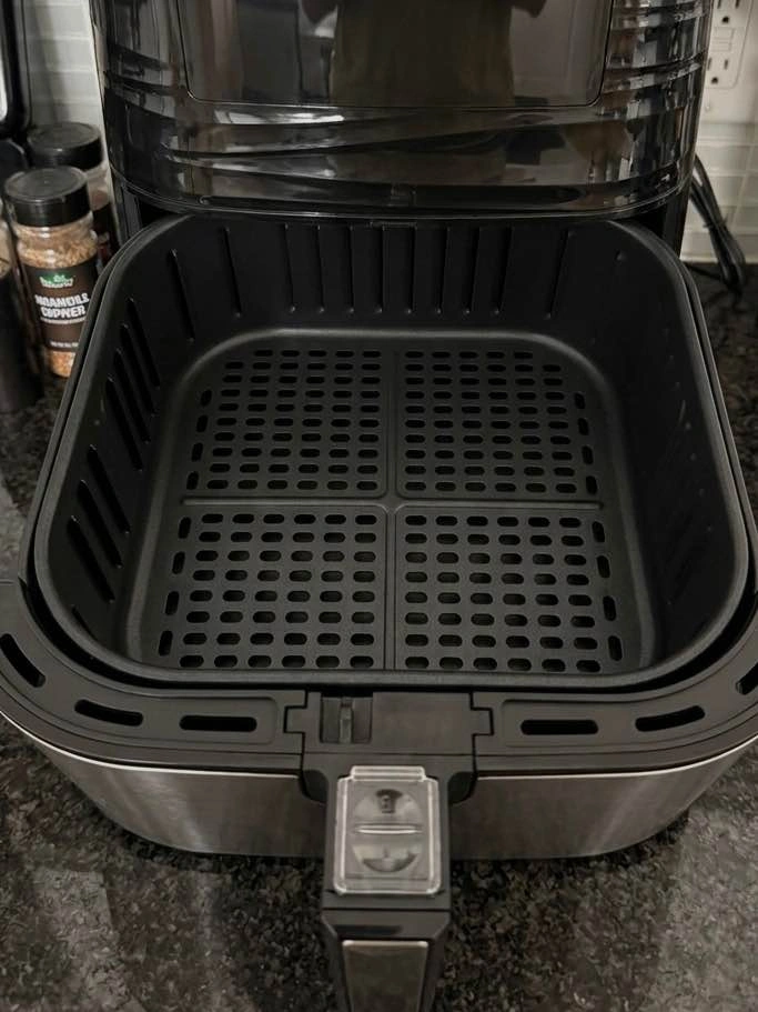 Moving Sale - Large Air Fryer - photo 2