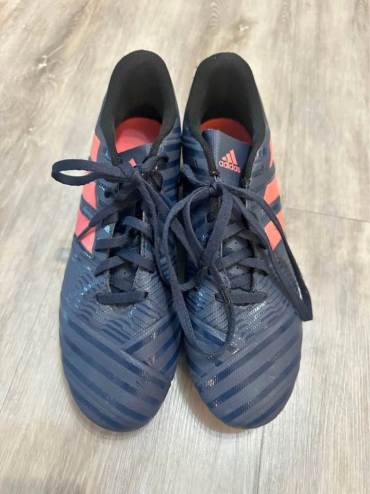 Women’s Adidas Soccer Cleat