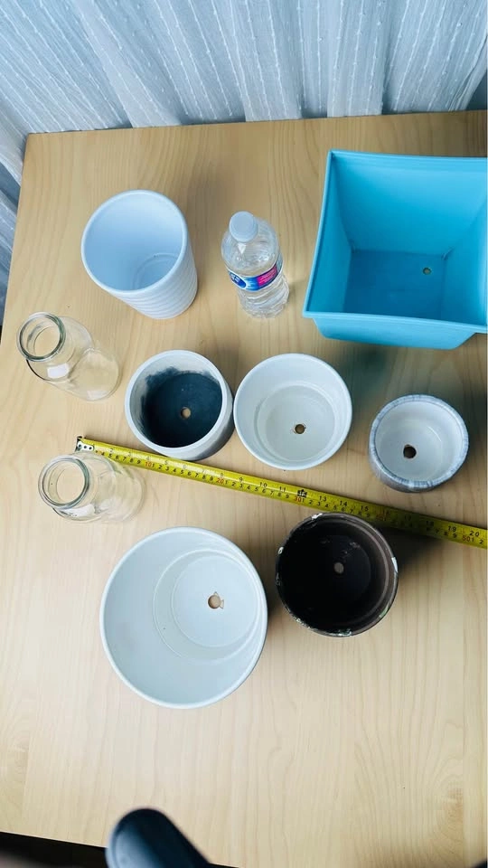 Assorted Ceramic Plant Pots and Glass Vases - photo 2