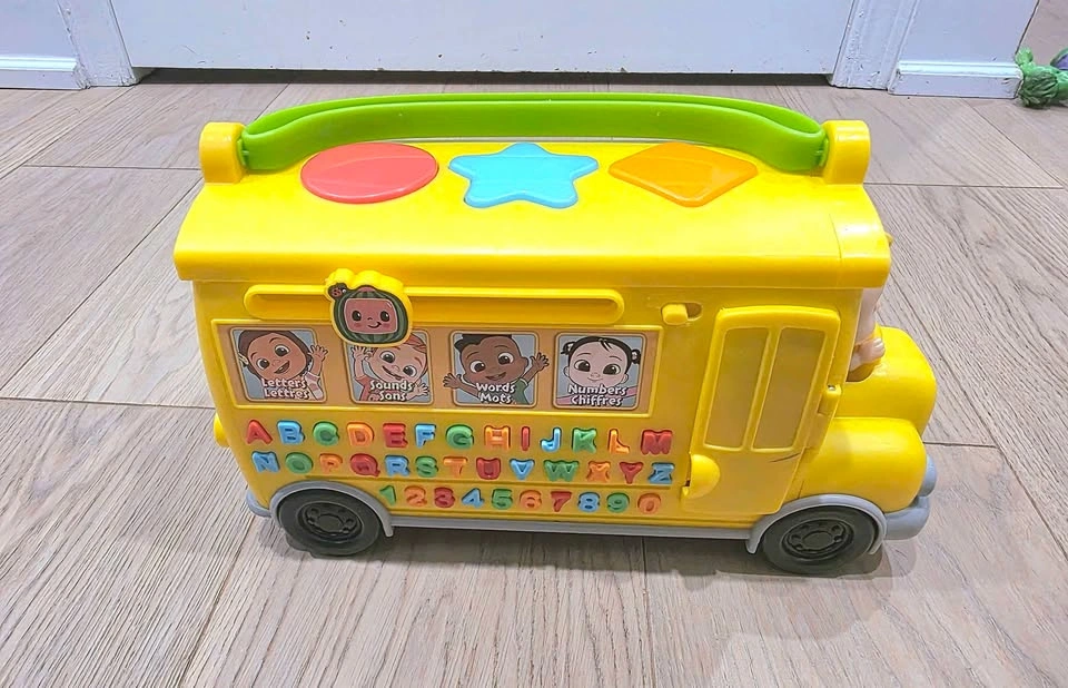 Cocomelon Musical Learning Bus - photo 2