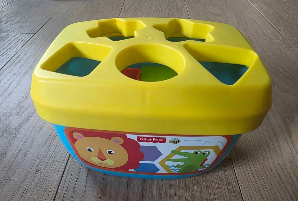Fisher Price Shape Sorter - photo 2