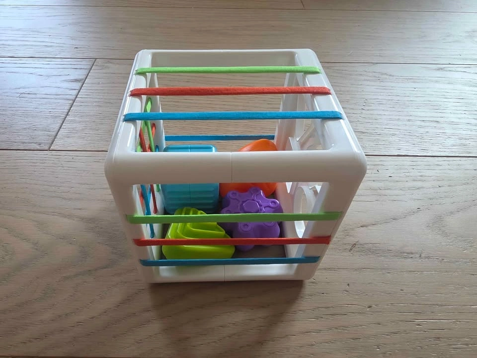 Shape sorting innybin toy - photo 3