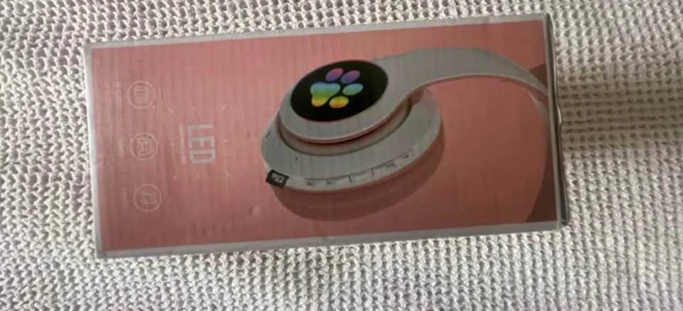 Cat-Ear Bluetooth Headphones – Pink LED – Great Condition - photo 3