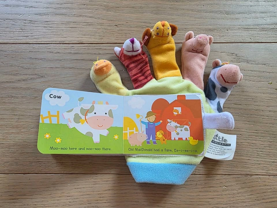 Old MacDonald hand puppet board book - photo 4