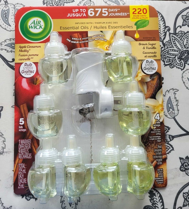 Air Wick Scented Oil Refills and Warmer Set