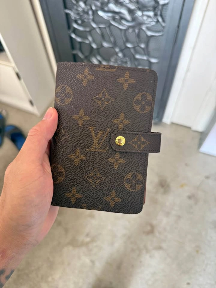 Vintage 1999 Louis Vuitton Monogram Agenda PM Cover
