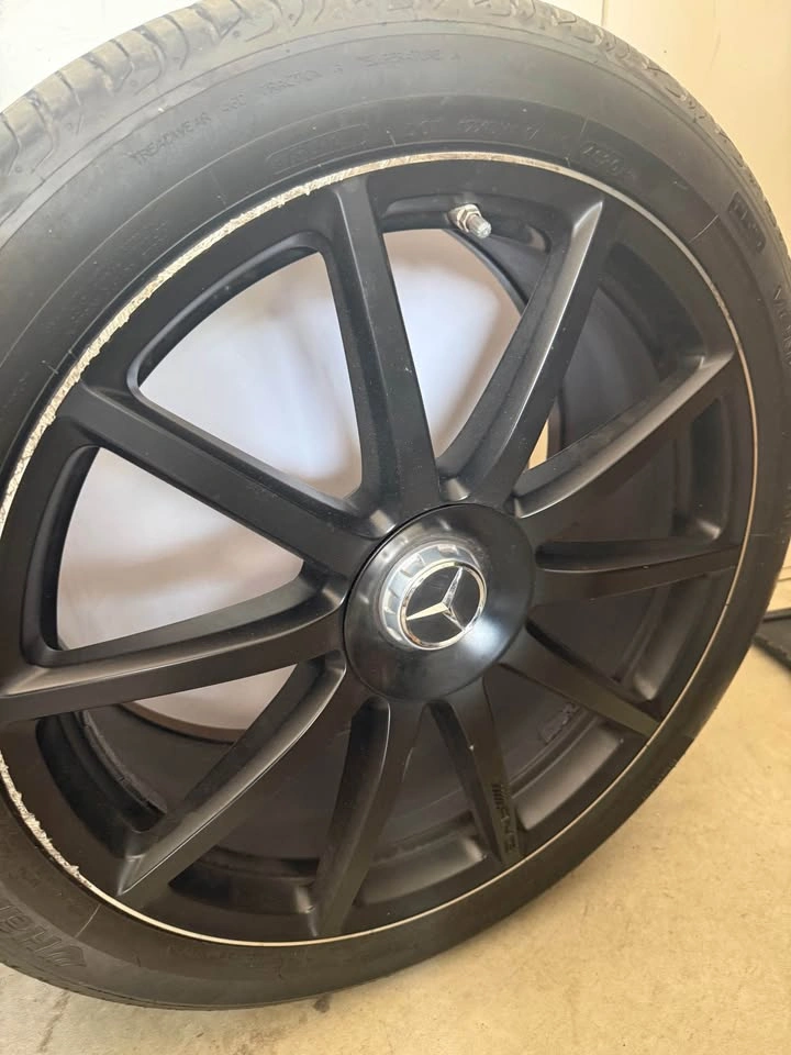 20" Genuine OEM Mercedes S63 AMG Forged Wheels & Tires - photo 5