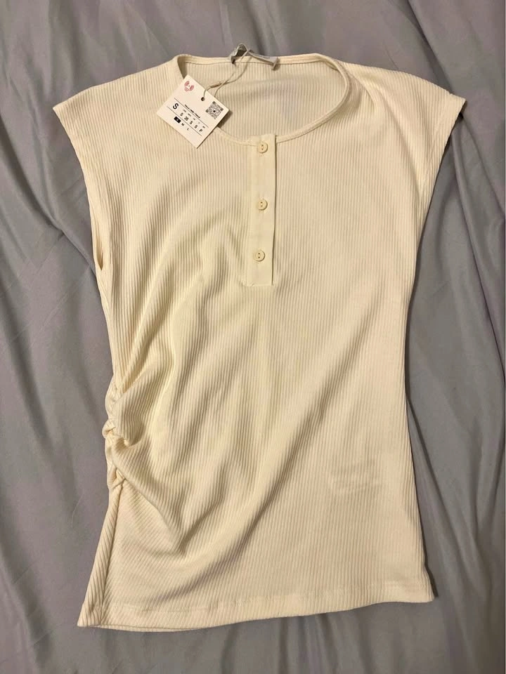 NEW Zara Top