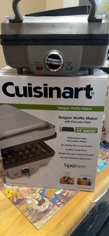Cuisinart Belgian Waffle Maker with Pancake Plate WAF-3000