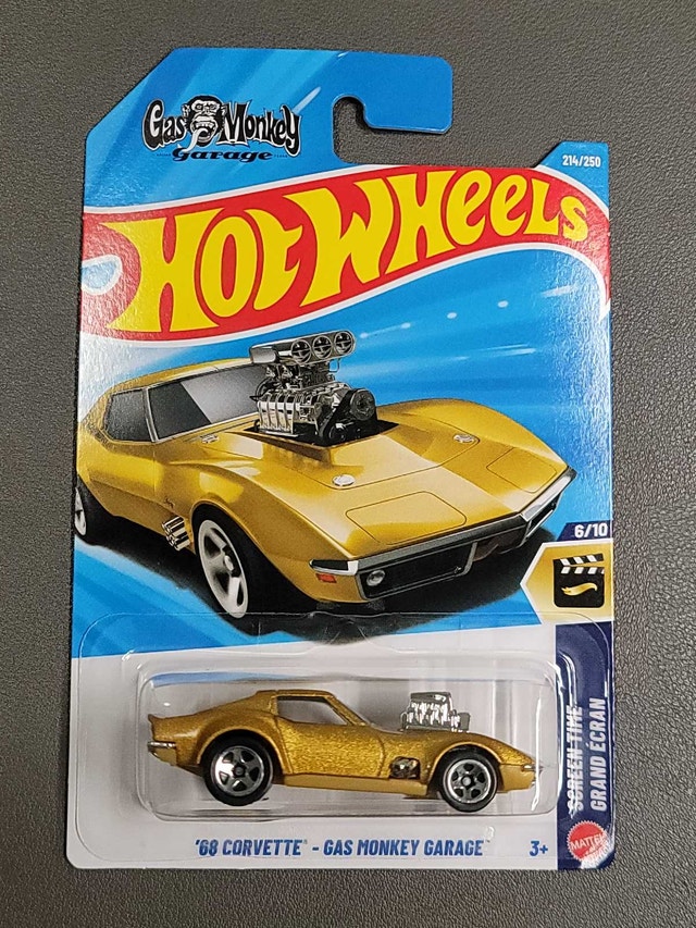Hot Wheels '68 Corvette Gas Monkey Garage