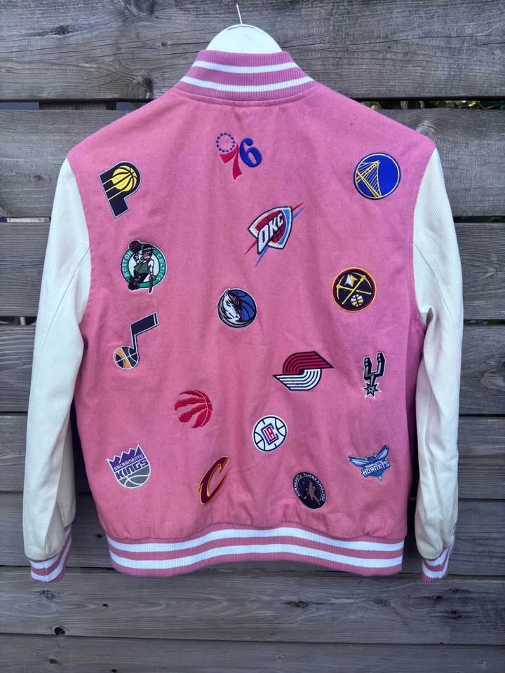 Ultra Game x Urban Outfitters NBA Pink Varsity Jacket Small - photo 3