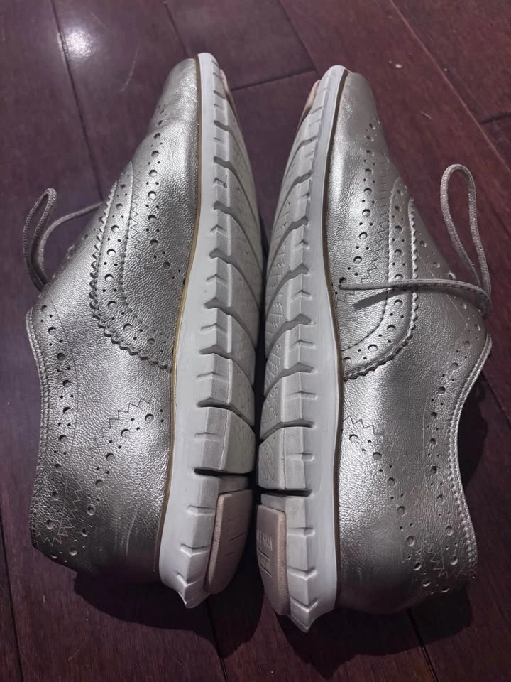 Cole Haan ZEROGRAND metallic gold women’s Oxfords size 7.5 - photo 5