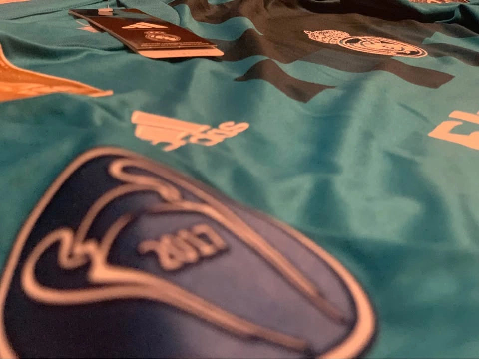 2017/18 Ronaldo Real Madrid Jersey - photo 5