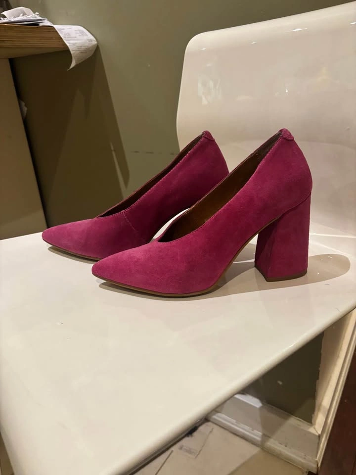 L'INTERVALLE Fuchsia Suede Block Heels size 38 - photo 2