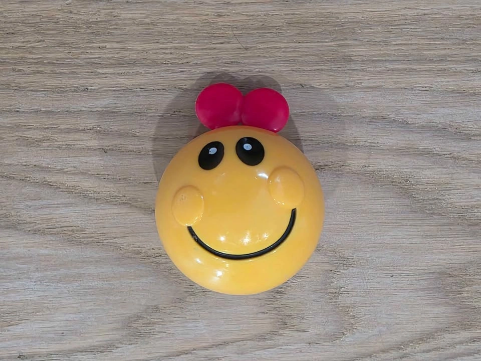Light Up Smiley Face Toy - photo 2