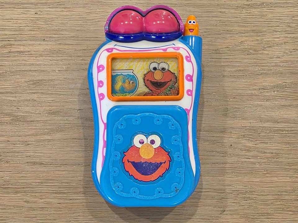 Elmo's World toy cell phone
