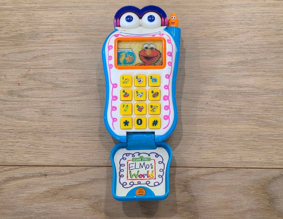 Elmo's World toy cell phone - photo 2