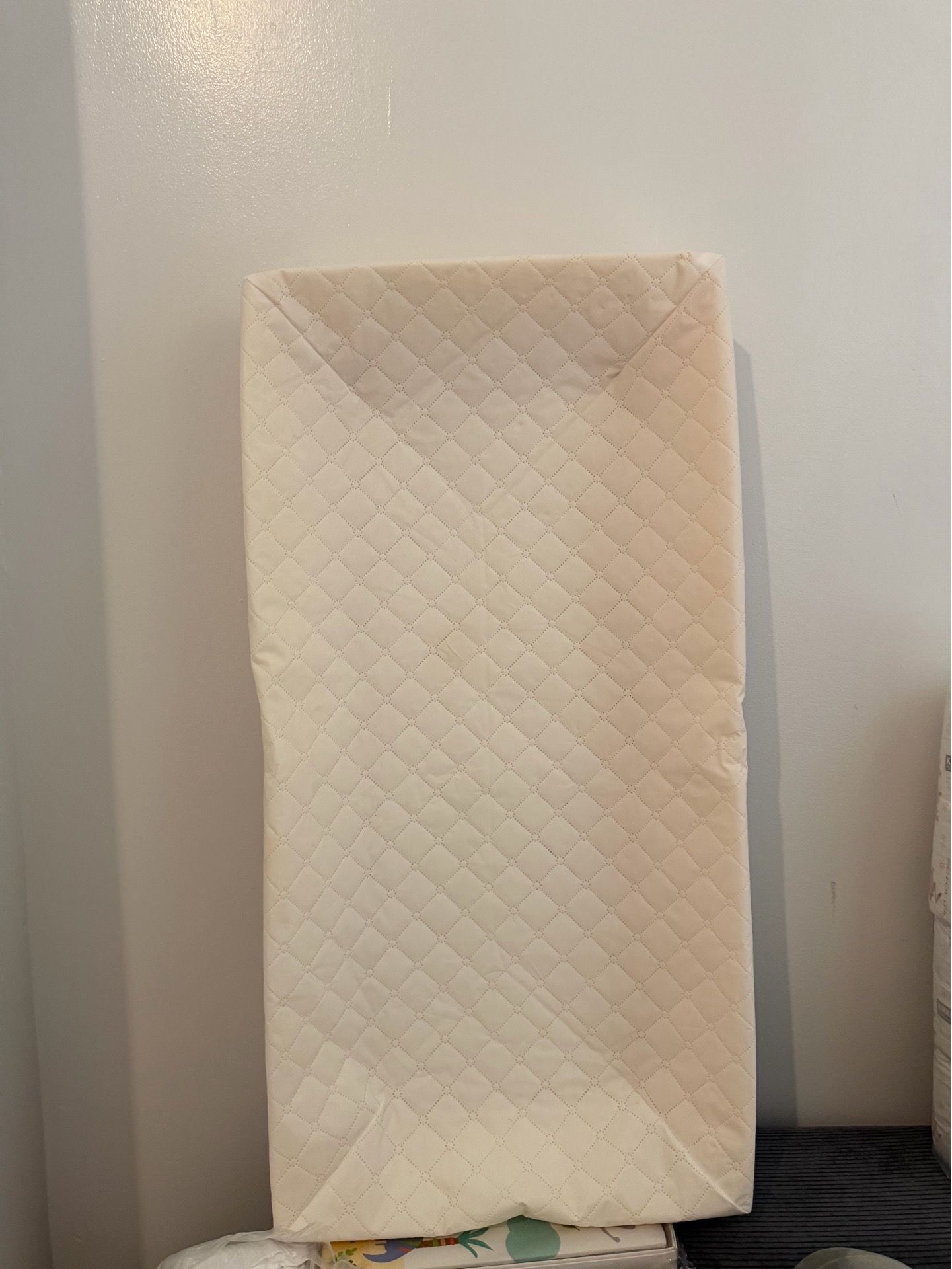 Diaper changing wooden table with a mat - photo 2