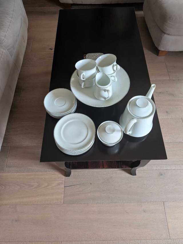 Porcelana Real Brasil Tea Set
