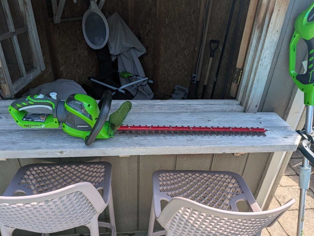 Greenworks 40V Cordless Lawn Care Bundle - photo 2