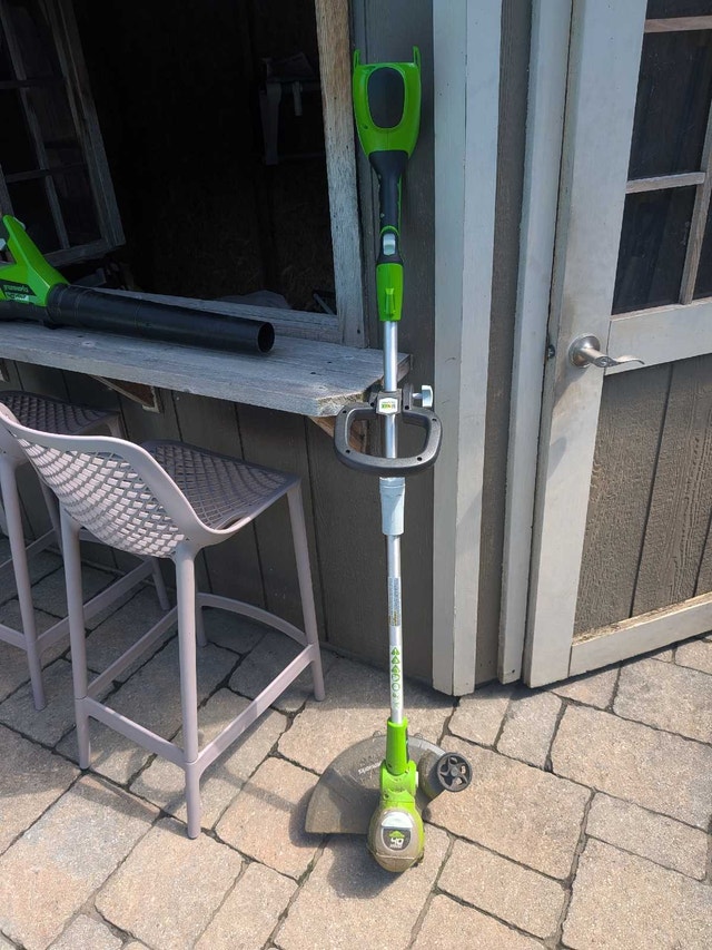 Greenworks 40V Cordless Lawn Care Bundle - photo 4