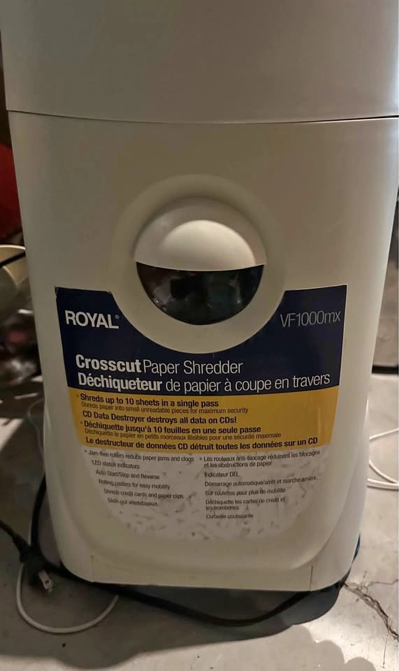 Royal VF1000mx Crosscut Paper Shredder
