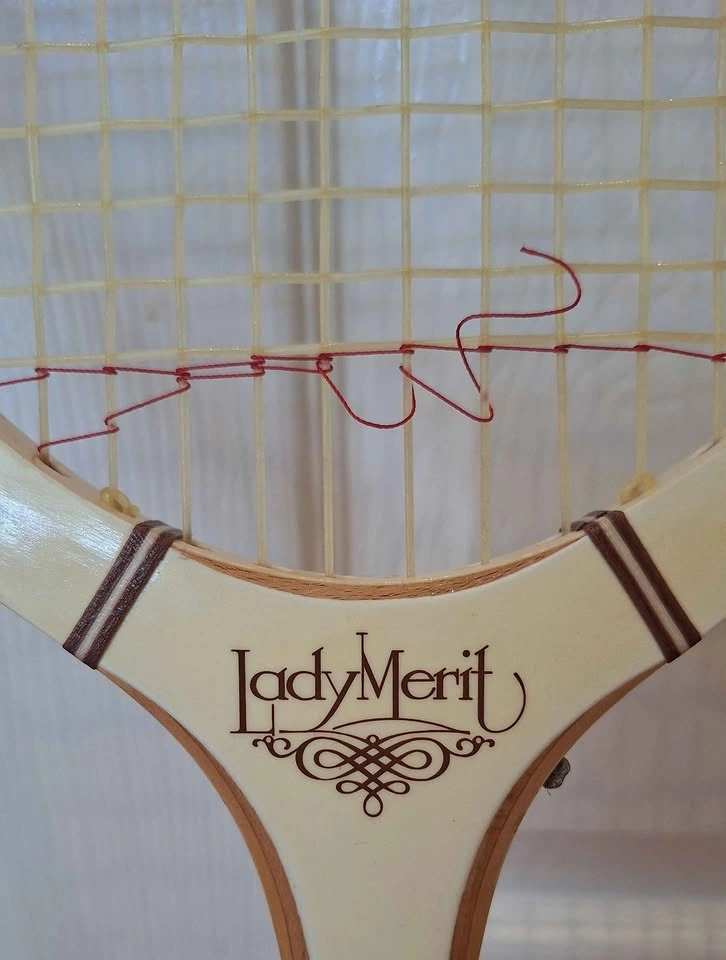KAWASAKI Lady's Tennis Racket (with case) - photo 2