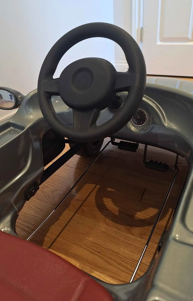 BMW Z4 Collectable Pedal Car - photo 3