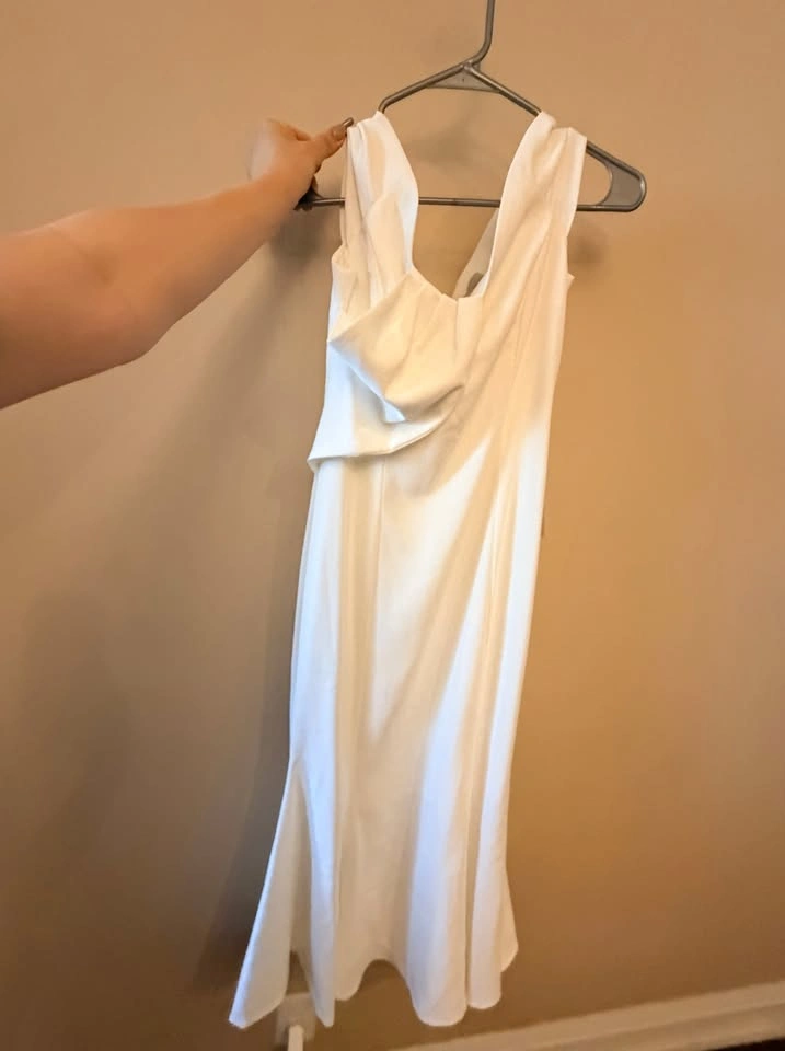 [Brand New] White Mermaid Off-Shoulder Dress / Size M - photo 3