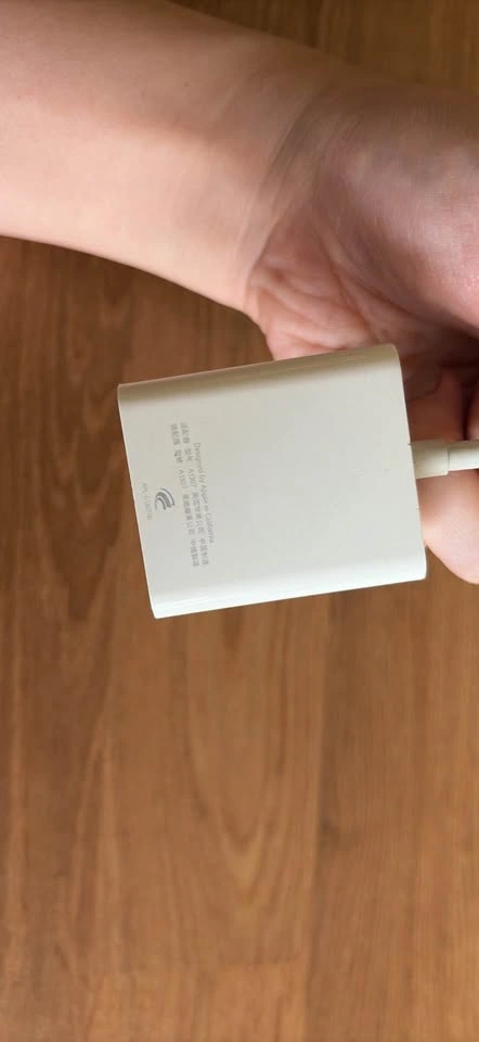 Apple Mini DisplayPort to VGA Adapter (A1307) - photo 4