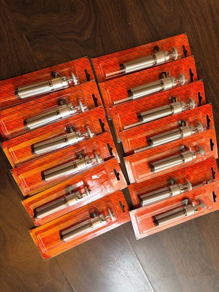 Lightweight Mini Tripod - Brand New (Multiple Available) - photo 5