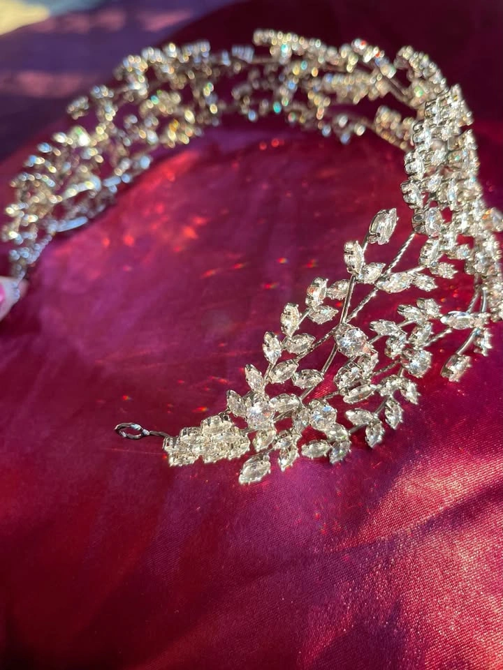 Designer Headpiece - photo 5