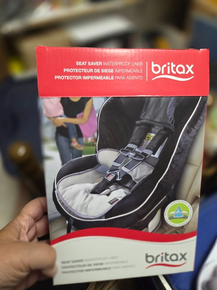 Britax Waterproof Car Seat Liner, Pee Pad - photo 2